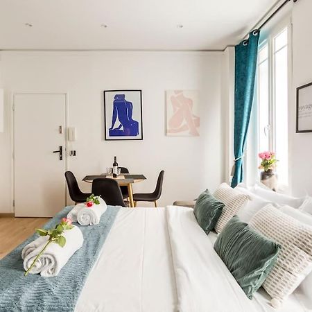 Suite Paris, Tour Eiffel, Champs Elysees Εξωτερικό φωτογραφία