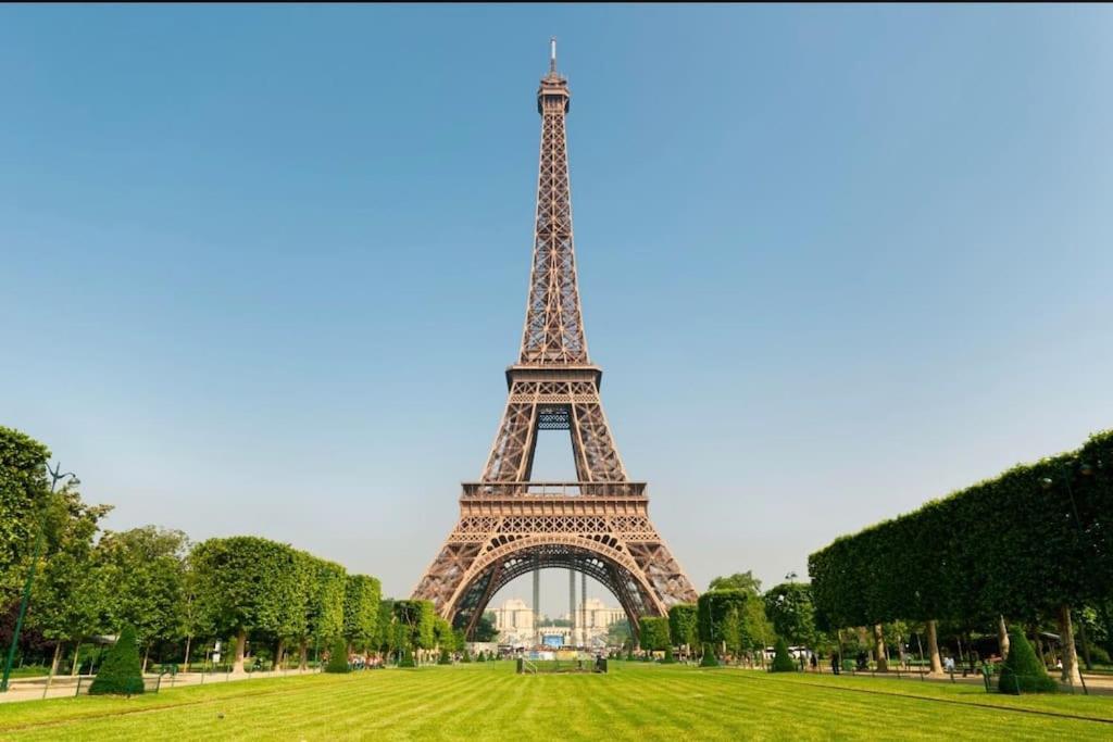 Suite Paris, Tour Eiffel, Champs Elysees Εξωτερικό φωτογραφία