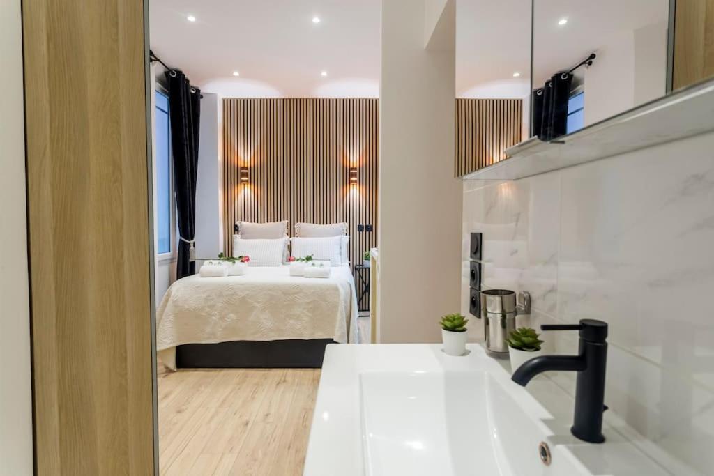 Suite Paris, Tour Eiffel, Champs Elysees Εξωτερικό φωτογραφία